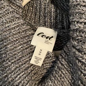 LED/motherhood maternity sweater